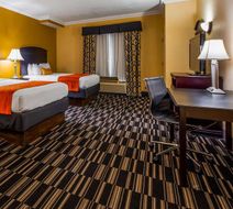 Best Western Plus Barsana Hotel & Suites Room