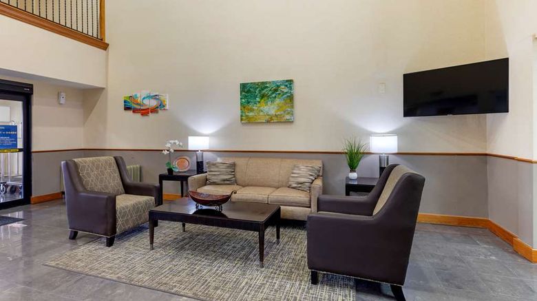 <b>Best Western Seminole Inn & Suites Lobby</b>. Images powered by <a href="https://iceportal.shijigroup.com/" title="IcePortal" target="_blank">IcePortal</a>.