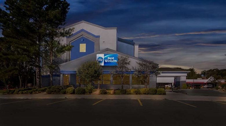 <b>Best Western Seminole Inn & Suites Exterior</b>. Images powered by <a href="https://iceportal.shijigroup.com/" title="IcePortal" target="_blank">IcePortal</a>.