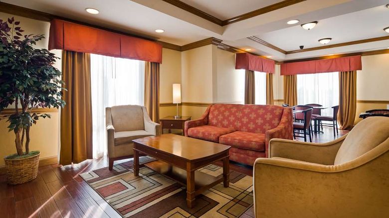 <b>Best Western Eufaula Inn Lobby</b>. Images powered by <a href="https://iceportal.shijigroup.com/" title="IcePortal" target="_blank">IcePortal</a>.