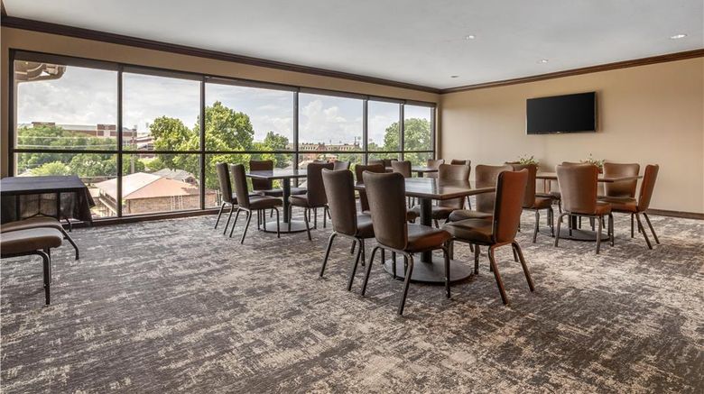 <b>Best Western Plus Cimarron Hotel & Suite Meeting</b>. Images powered by <a href="https://iceportal.shijigroup.com/" title="IcePortal" target="_blank">IcePortal</a>.