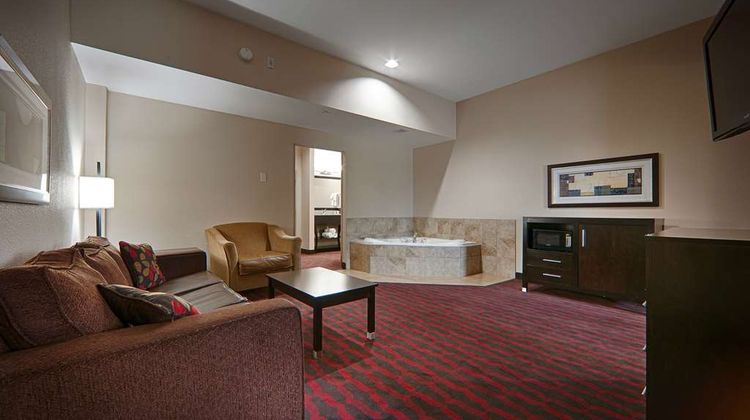 Best Western Plus Cushing Inn & Suites Suite