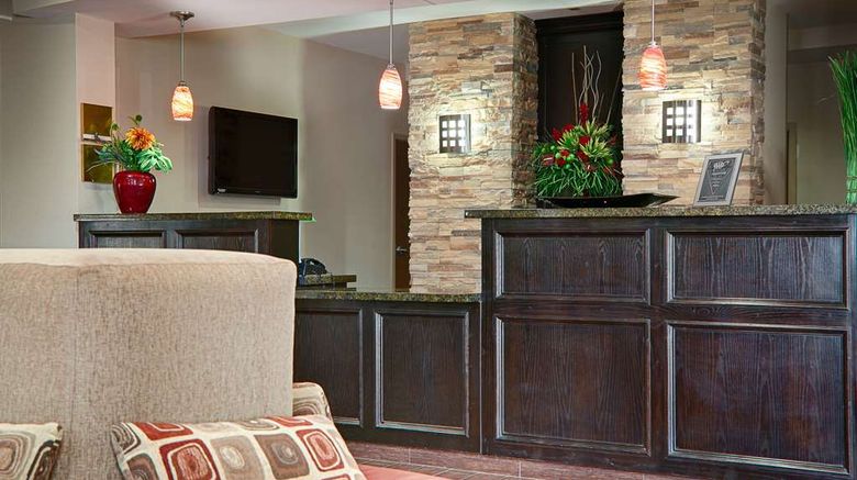 <b>Best Western Plus Cushing Inn & Suites Lobby</b>. Images powered by <a href="https://iceportal.shijigroup.com/" title="IcePortal" target="_blank">IcePortal</a>.