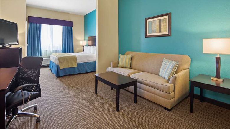 <b>Best Western Lindsay Inn & Suites Room</b>. Images powered by <a href="https://iceportal.shijigroup.com/" title="IcePortal" target="_blank">IcePortal</a>.