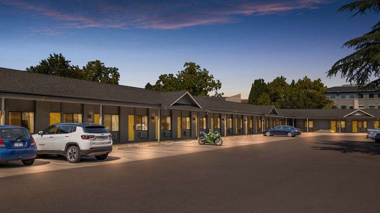 <b>Best Western New Oregon Exterior</b>. Images powered by <a href="https://iceportal.shijigroup.com/" title="IcePortal" target="_blank">IcePortal</a>.