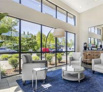 Best Western New Oregon Lobby
