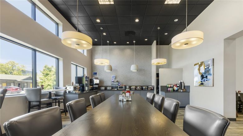 <b>Best Western New Oregon Restaurant</b>. Images powered by <a href="https://iceportal.shijigroup.com/" title="IcePortal" target="_blank">IcePortal</a>.
