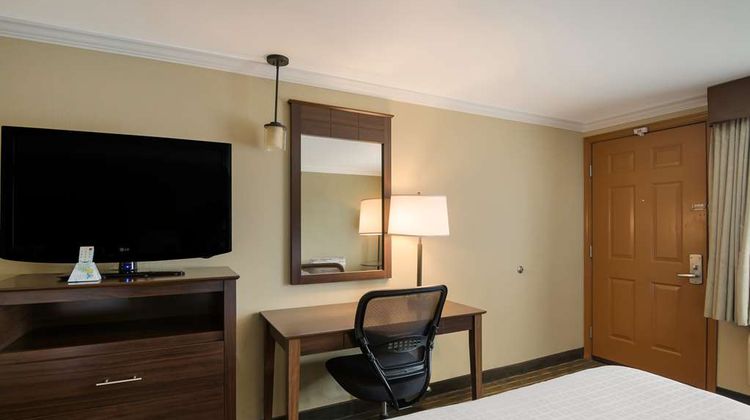 Best Western Holiday Hotel Room