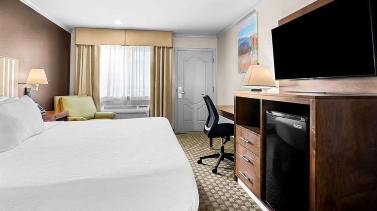 SureStay by Best Western Lakeview Room