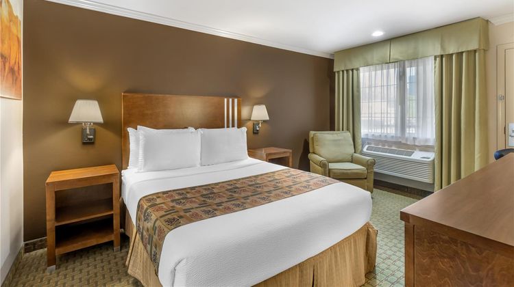 SureStay by Best Western Lakeview Room