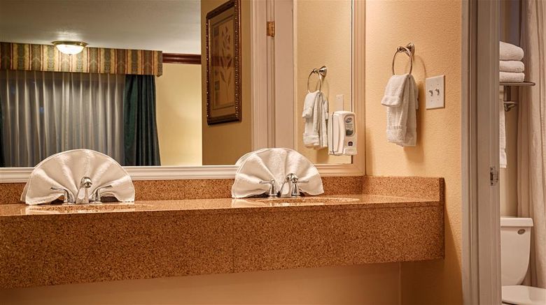 <b>Best Western Garden Villa Inn Room</b>. Images powered by <a href="https://iceportal.shijigroup.com/" title="IcePortal" target="_blank">IcePortal</a>.
