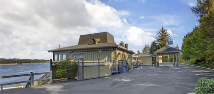 Best Western Pier Point Inn Exterior