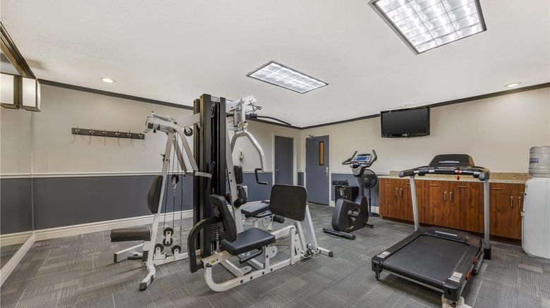 <b>Best Western Pier Point Inn Health</b>. Images powered by <a href="https://iceportal.shijigroup.com/" title="IcePortal" target="_blank">IcePortal</a>.