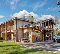 Best Western Ponderosa Lodge Exterior