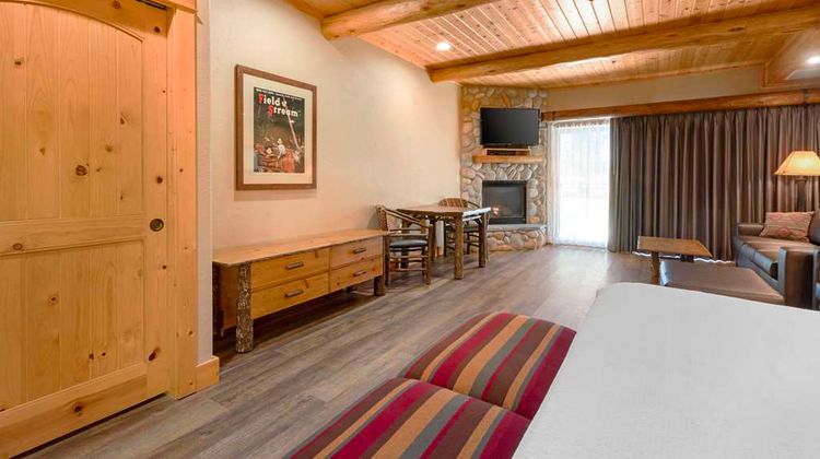 Best Western Ponderosa Lodge Room