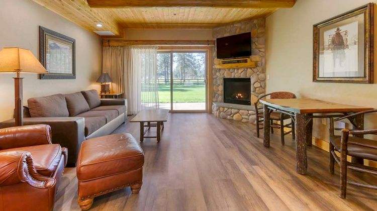 Best Western Ponderosa Lodge Suite