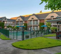 Best Western Pony Soldier Inn - Airport Exterior