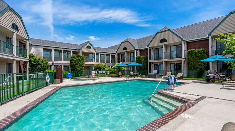 <b>Best Western Pony Soldier Inn - Airport Pool</b>. Images powered by <a href="https://iceportal.shijigroup.com/" title="IcePortal" target="_blank">IcePortal</a>.