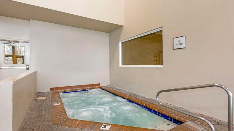 <b>Best Western Plus Mill Creek Inn Pool</b>. Images powered by <a href="https://iceportal.shijigroup.com/" title="IcePortal" target="_blank">IcePortal</a>.