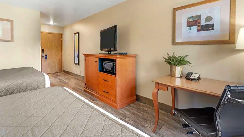 <b>Best Western Prineville Inn Room</b>. Images powered by <a href="https://iceportal.shijigroup.com/" title="IcePortal" target="_blank">IcePortal</a>.