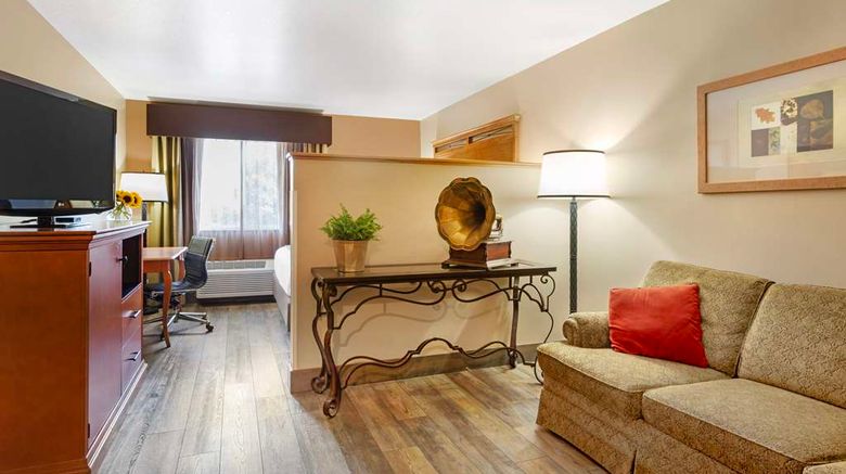 <b>Best Western Prineville Inn Room</b>. Images powered by <a href="https://iceportal.shijigroup.com/" title="IcePortal" target="_blank">IcePortal</a>.