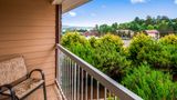 Best Western Plus Landmark Inn Room