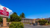 Best Western Plus Landmark Inn Exterior