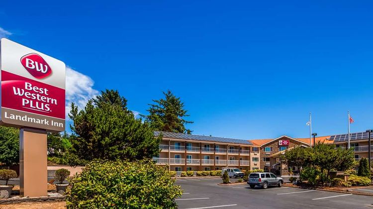 Best Western Plus Landmark Inn Exterior