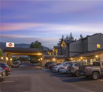 Best Western Plus Columbia River Inn Exterior