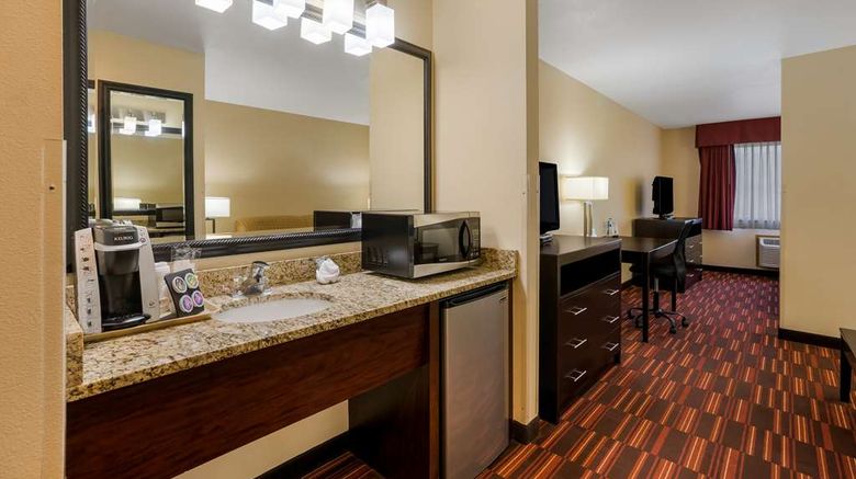 <b>Best Western Hermiston Inn Suite</b>. Images powered by <a href="https://iceportal.shijigroup.com/" title="IcePortal" target="_blank">IcePortal</a>.