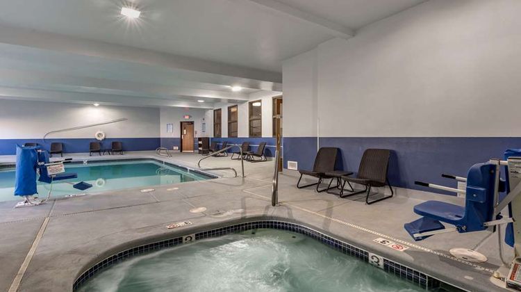 Best Western Newberg Inn Pool