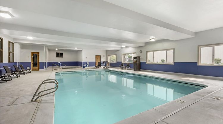 Best Western Newberg Inn Pool