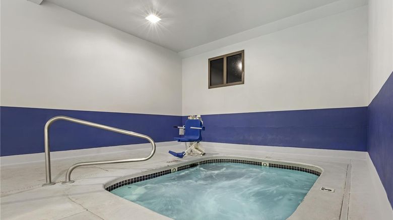 <b>Best Western Newberg Inn Pool</b>. Images powered by <a href="https://iceportal.shijigroup.com/" title="IcePortal" target="_blank">IcePortal</a>.