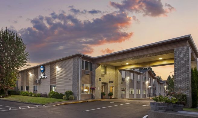 Best Western Newberg Inn Exterior