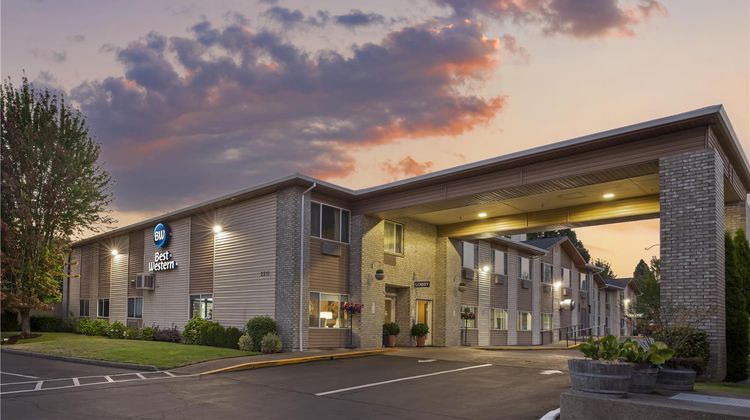 Best Western Newberg Inn Exterior