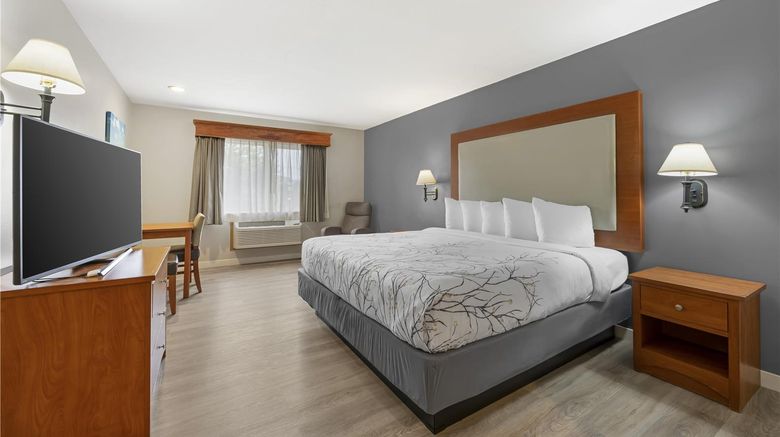<b>Best Western Newberg Inn Room</b>. Images powered by <a href="https://iceportal.shijigroup.com/" title="IcePortal" target="_blank">IcePortal</a>.