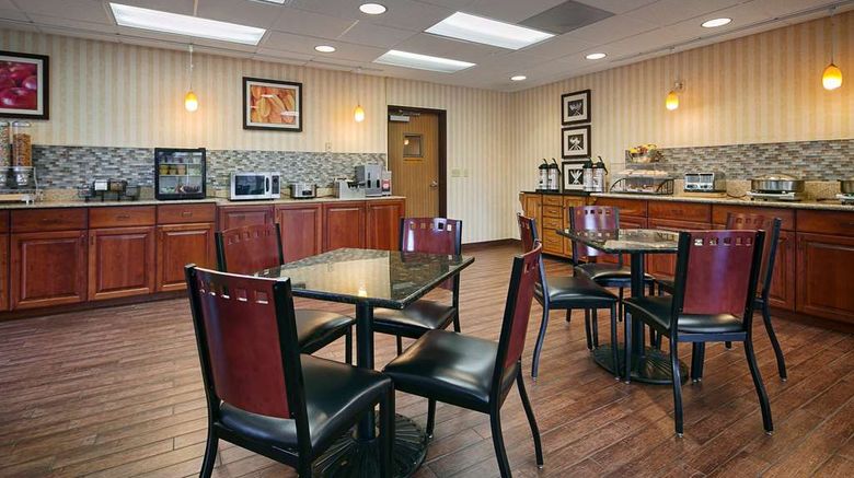 <b>Best Western Plus Rama Inn & Suites Restaurant</b>. Images powered by <a href="https://iceportal.shijigroup.com/" title="IcePortal" target="_blank">IcePortal</a>.