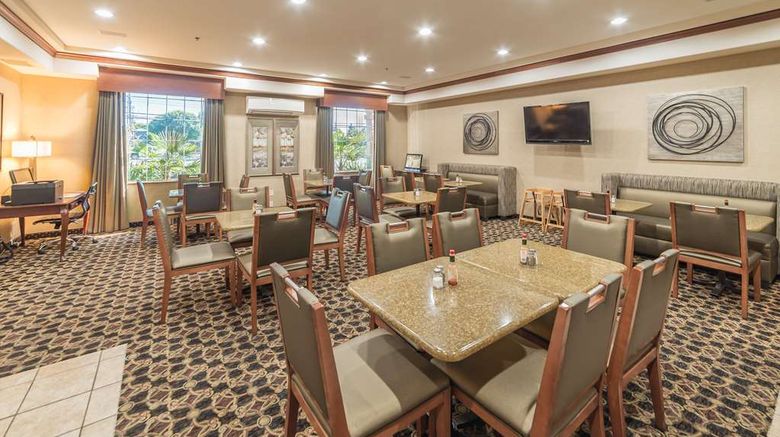 <b>Best Western University Inn & Suites Restaurant</b>. Images powered by <a href="https://iceportal.shijigroup.com/" title="IcePortal" target="_blank">IcePortal</a>.