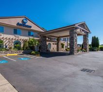 Best Western University Inn & Suites Exterior