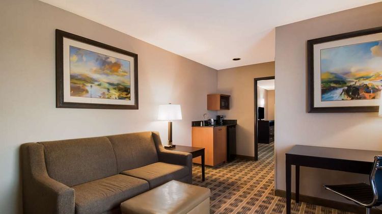Best Western University Inn & Suites Room