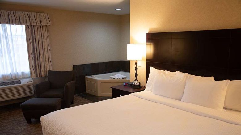 <b>Best Western University Inn & Suites Spa</b>. Images powered by <a href="https://iceportal.shijigroup.com/" title="IcePortal" target="_blank">IcePortal</a>.