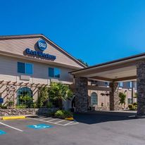 Best Western University Inn & Suites