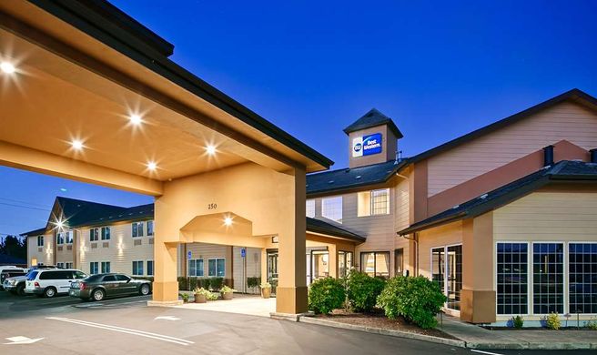 Best Western Dallas Inn & Suites Exterior