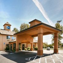 Best Western Dallas Inn & Suites