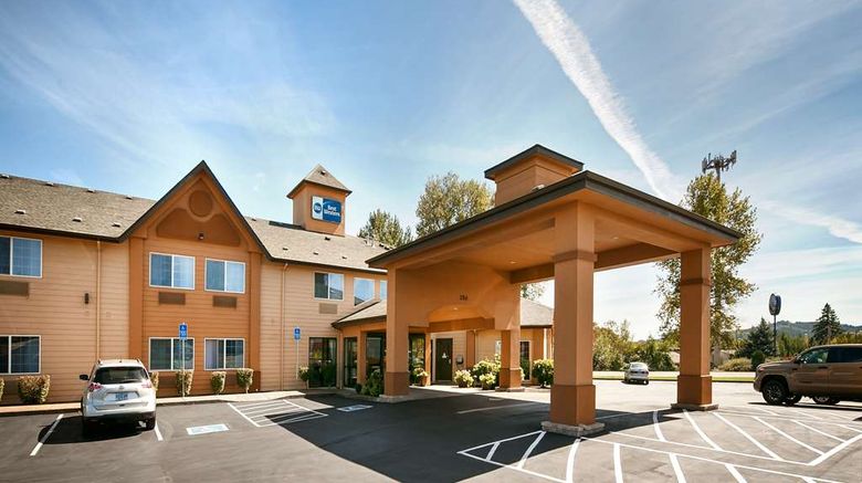 <b>Best Western Dallas Inn & Suites Exterior</b>. Images powered by <a href="https://iceportal.shijigroup.com/" title="IcePortal" target="_blank">IcePortal</a>.
