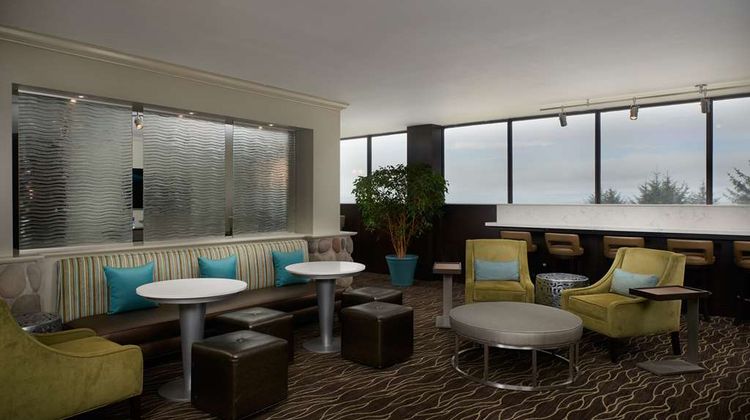Best Western Plus Agate Beach Inn Lobby