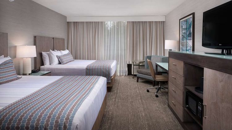 Best Western Plus Agate Beach Inn Room