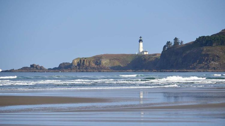 Best Western Plus Agate Beach Inn Exterior