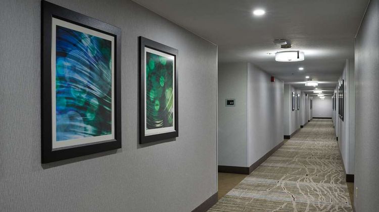 Best Western Plus Agate Beach Inn Lobby