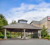 Best Western Plus Agate Beach Inn Exterior